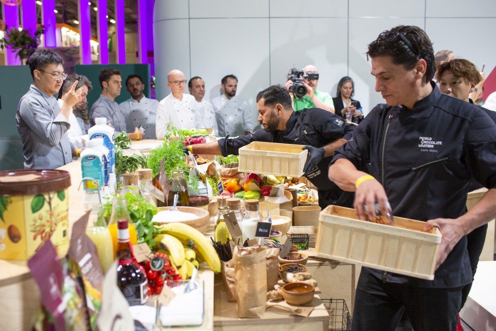 Issam Tajer (Morocco) and Carlo Midiri (The Netherlands) picking their ingredients