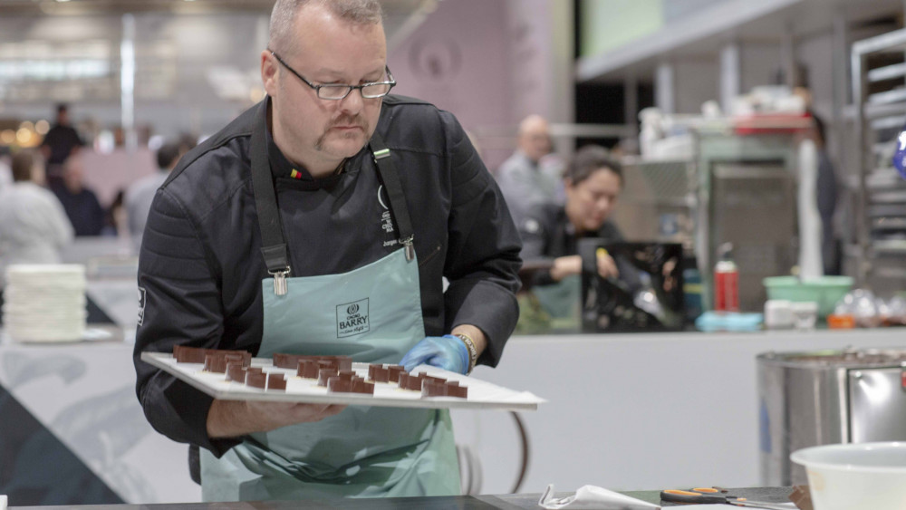 Jurgen Baert creating his Fresh Patisserie of Futropolis