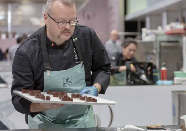 Jurgen Baert creating his Fresh Patisserie of Futropolis